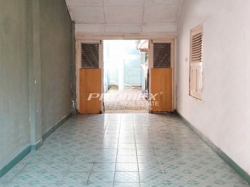 dijual-rumah-siap-huni-di-mangkubumen-solo
