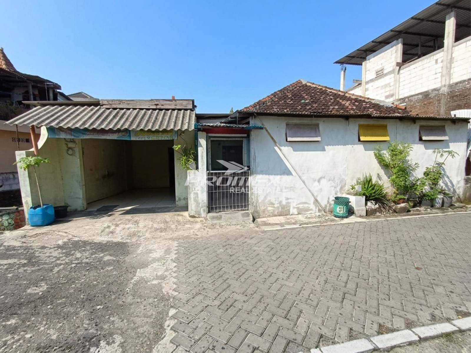 dijual-rumah-murmer-siap-huni-di-jl-nayu-solo