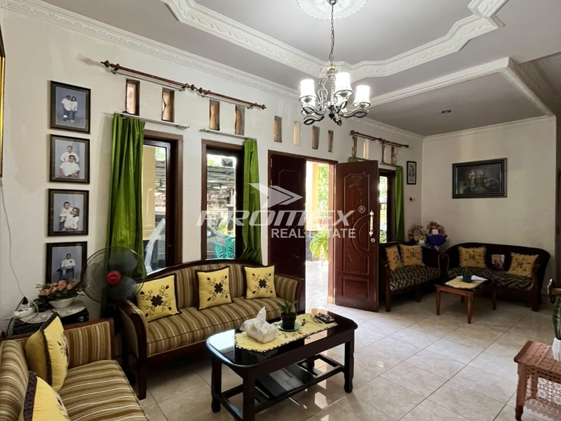 di-jual-rumah-di-tdm-tengah-kota-kupang