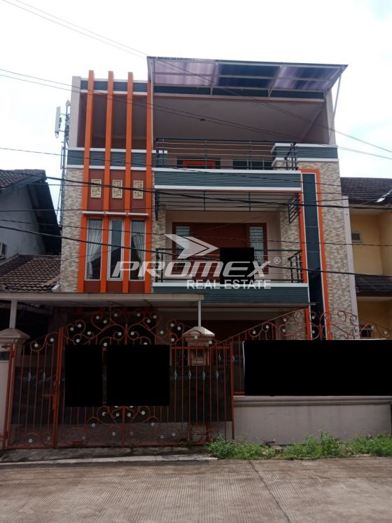 dijual-rumah-strategis-siap-huni-di-grand-galaxy-city-bekasi