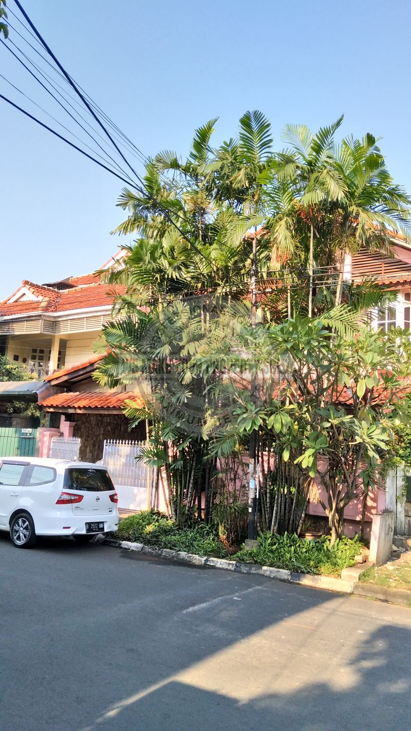 Dijual Rumah Strategis Siap Huni Pondok Indah Jakarta Selatan
