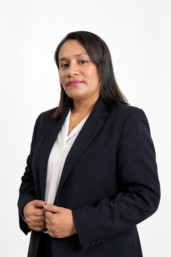  OVNI ADRIANA TEFNAI